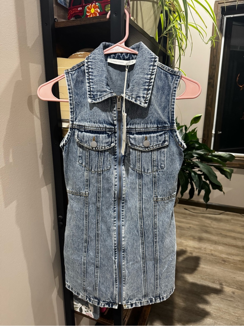 Altar'd State Women’s Medium Wash Denim Zip Dress